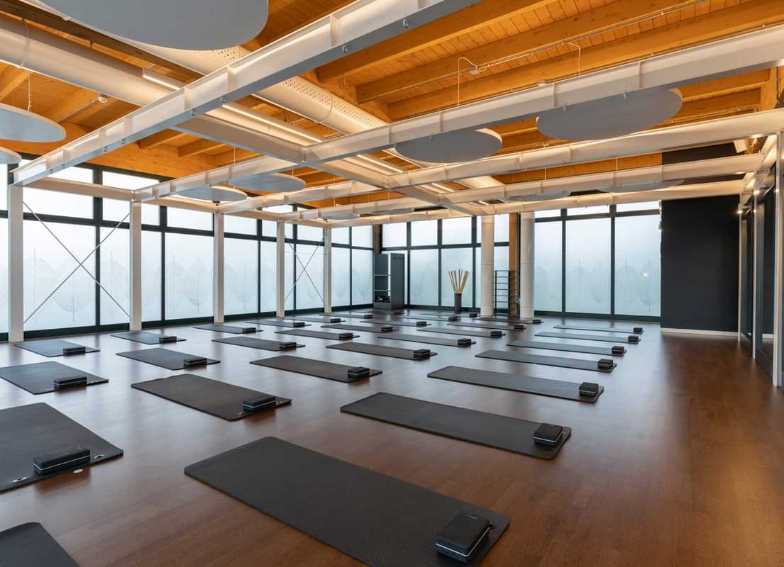 Studio Yoga