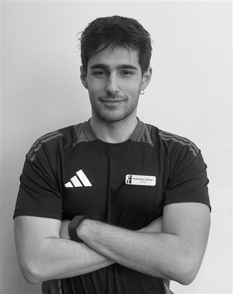 Luca M.